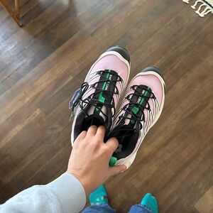 New NWT | Salomon XT-6 Expanse Sandy Liang | size 40